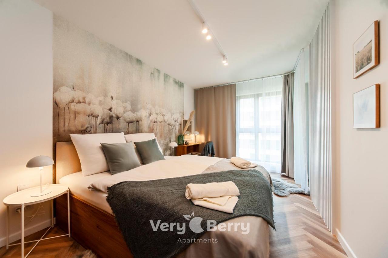 Very Berry - Bukowska 18c - Apartament With Balcony&garage - Check In 24h